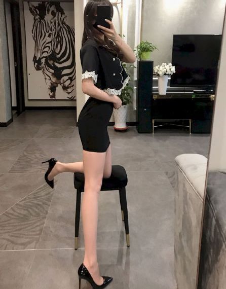美女一脱到底_HD免费高清观看