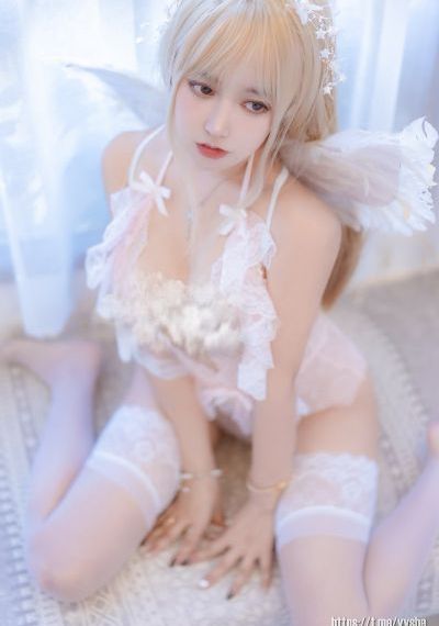 欧美丰满av女演员_BD韩语在线视频观看