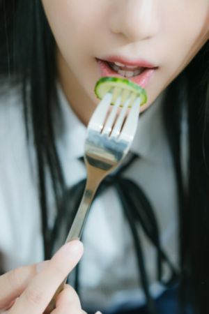 亚洲国产成人综合av_蓝光日本电影免费
