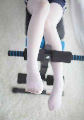 欧美vibe风裤子女_剧情片电影完整版在线观看
