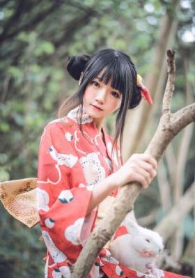 欧美小女孩搞怪头像_BD天堂在线