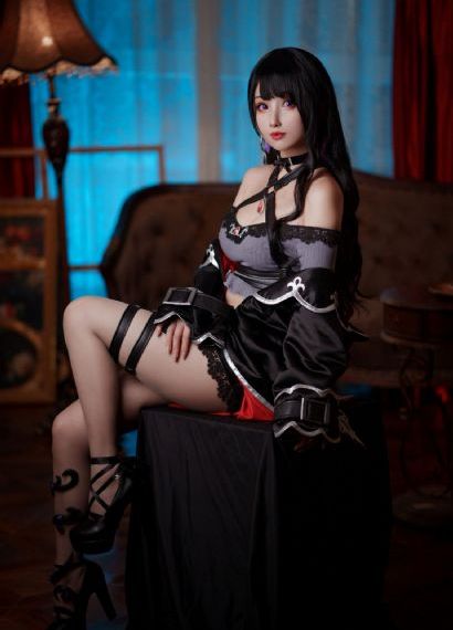 欧美cosplay自慰高清_720高清完整版