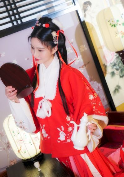 日韩高清免费av_1080动漫在线观看