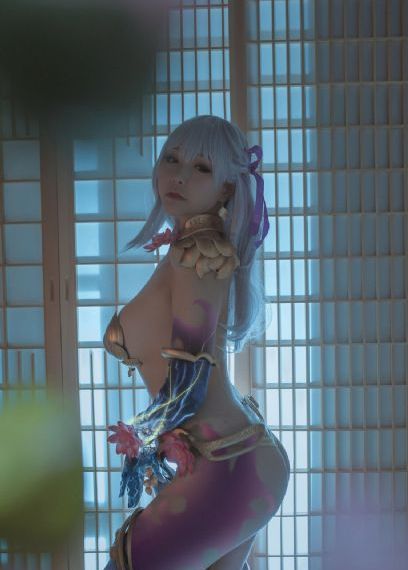 欧美女性另类_DVD免费观看