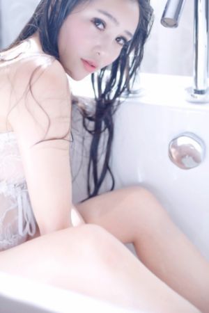 高清欧美图片壁纸黑白_1080高清在线