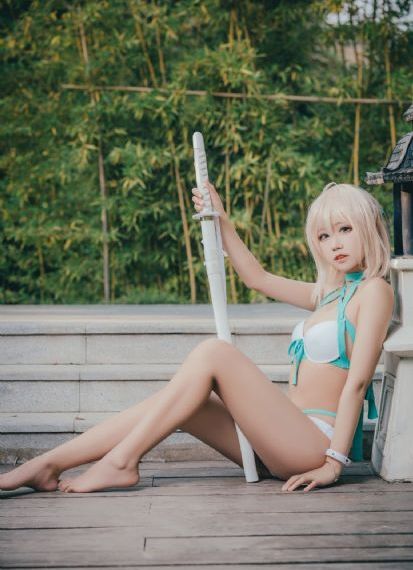 欧美乱妇3p_1080在线视频观看