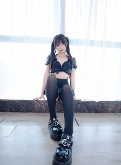 欧美大眼睛av女神_BD英语在线手机播放