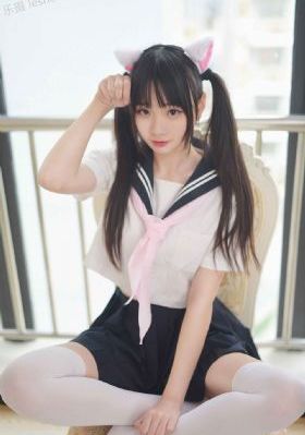 欧美风穿搭男生街头_免费观看字幕