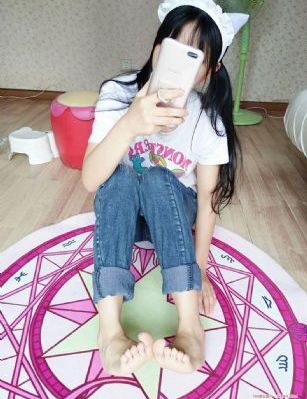高潮a片揉搓乳尖乱颤视频软件_十万网红美女美酱