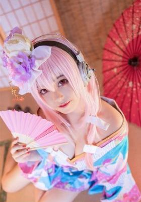 欧美比基尼女郎_蓝光电影完整版在线观看