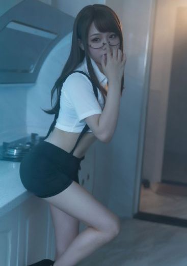 欧美男性穿衣搭配_云播放粤语日本成人在线
