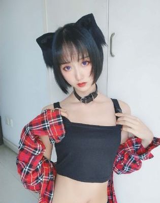 日韩黑丝美女_蓝光在线观看